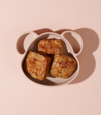 مافن الكوسا والكرفس بالجبن